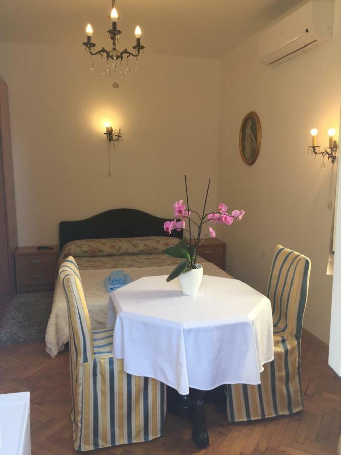 Rooms Tusculum Opatija Exterior photo